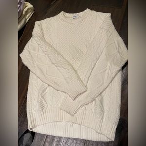 Aritzia Sunday best Peggy sweater